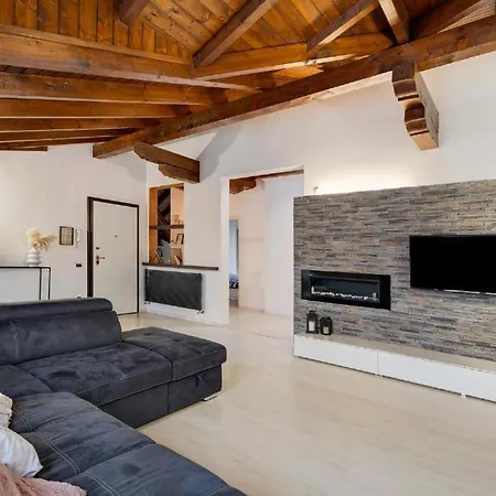 Open Space Apartment *
